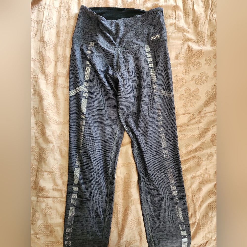 PINK Ultimate high waisted leggings